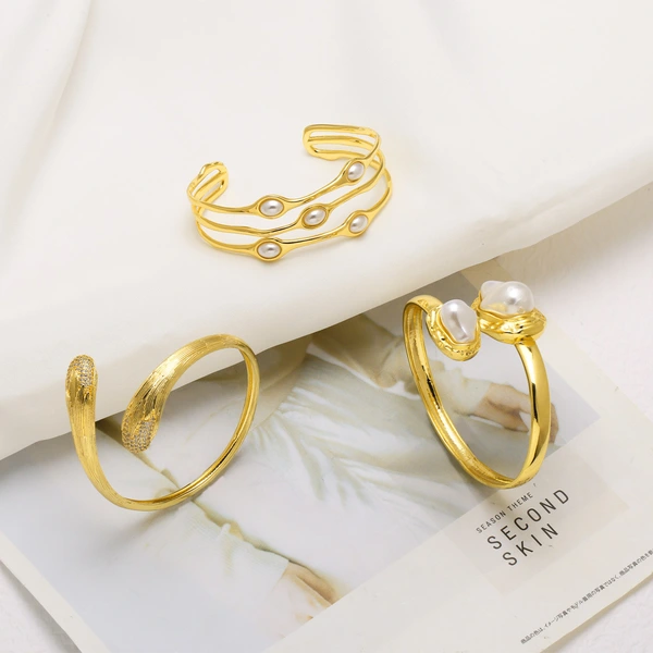 AS jewelry European and American hot-selling pearl open gold-plated bracelet high-end jewelry brk74 bangle