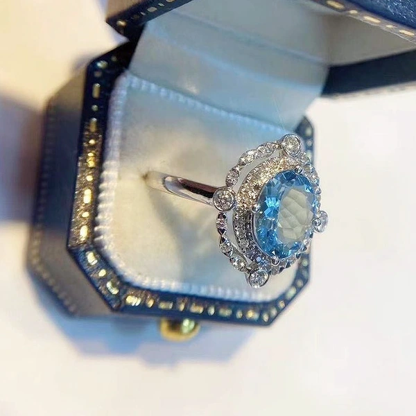 Kuaishou live broadcast welfare model light luxury sea blue zircon flower ring popular engagement ring for women