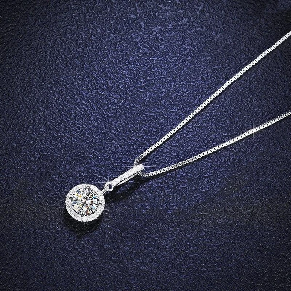 French socialite circle necklace high-end retro simple full diamond women's pendant clavicle chain (including chain)