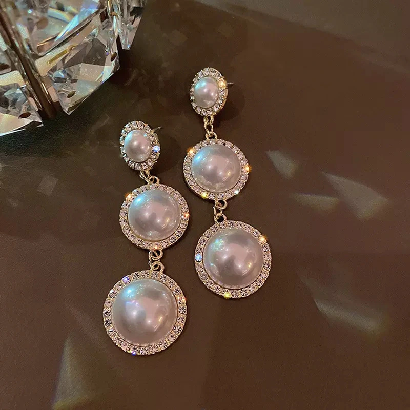 High-end imitation pearl earrings, exaggerated temperament, high-end long atmospheric earrings, evening dress earrings