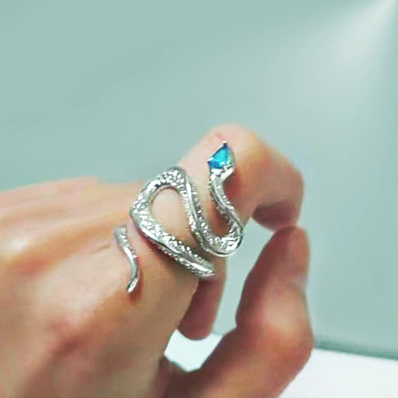   Creative snake-shaped open ring for women, personalized water drop design accessories, popular online style