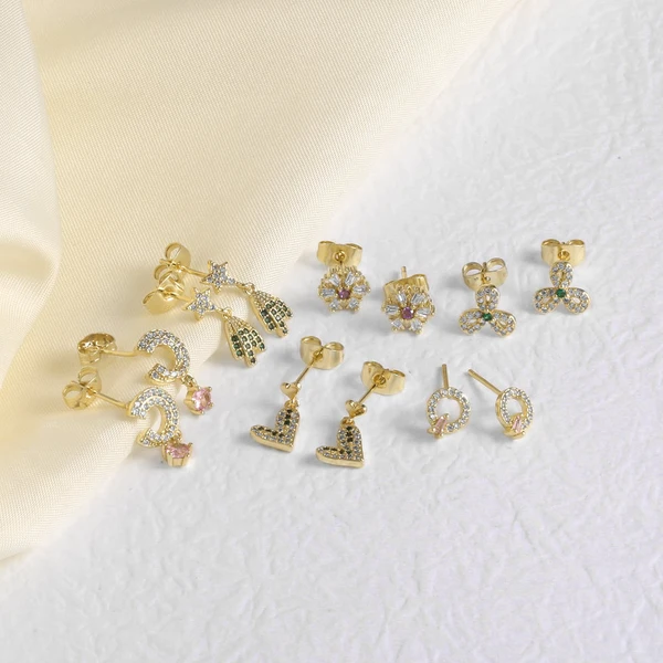 AS jewelry European and American micro-inlaid zircon C-shaped love pendant earrings copper plated 18k gold earrings earrings ert73