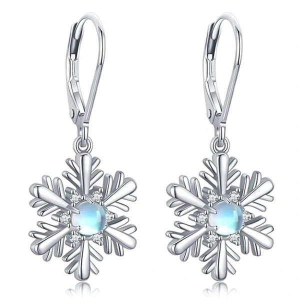 Hot selling snowflake earrings for women in Europe and America, fashionable design, sweet style for ladies, Christmas holiday jewelry