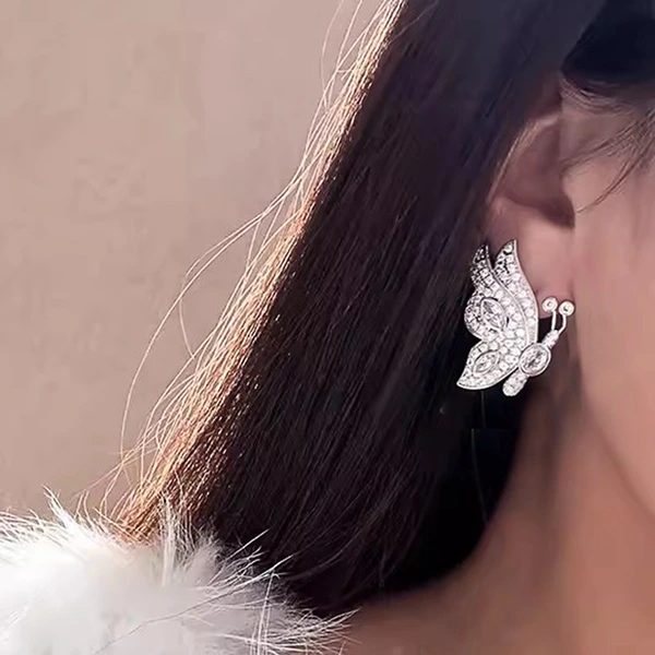 New butterfly smart jewelry for women high-end simulation animal jewelry micro-inlaid zircon geometric style