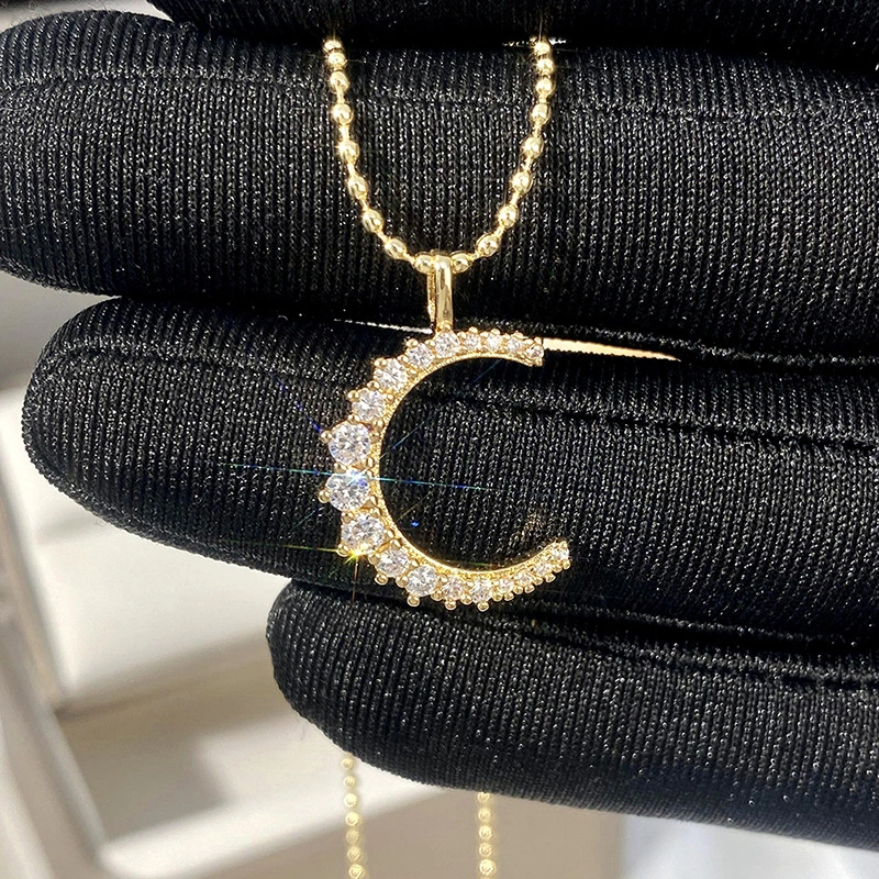  Niche simple small moon necklace light luxury high-end retro moon pendant temperament girlfriend necklace female