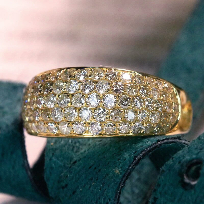   New style zircon inlaid ring for women, light luxury style, high-end ring, manufacturer direct sales, shiny metal jewelry