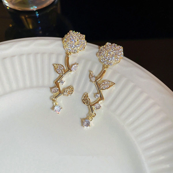  European and American rose earrings for women, fashionable and exquisite inlaid zircon earrings, shiny and elegant