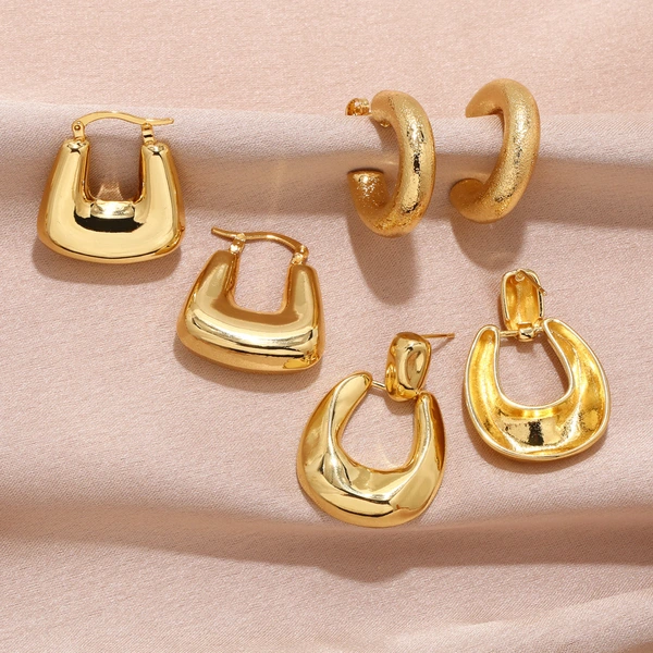 Clearance hot sale geometric gold-plated earrings female simple retro high-end glossy earrings earrings ery22