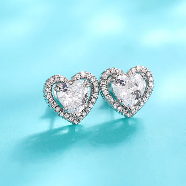  High-quality metal heart-shaped earrings, double-layer hollow exquisite earrings, small heart-to-heart earrings