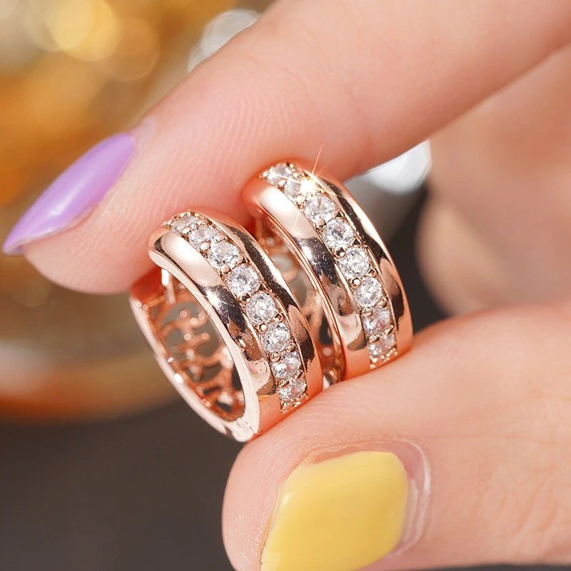 Japanese and Korean new attendance earrings for women hollow inlaid zircon jewelry ladies elegant sweet fashion jewelry