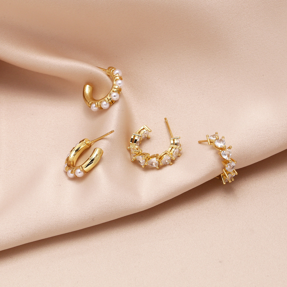 Hot selling pearl C-shaped earrings for women, versatile and high-end, inlaid with zircon earrings, era77