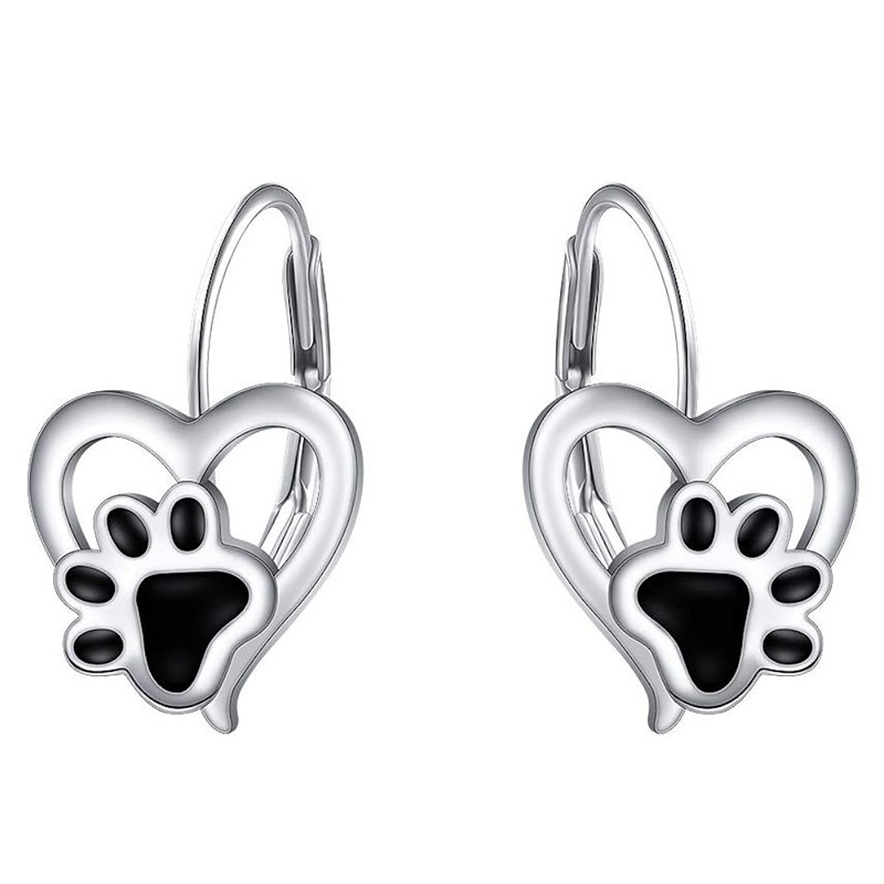  Creative heart-shaped love cat claw earrings for women, cute and sweet earrings for daily use, exquisite accessories