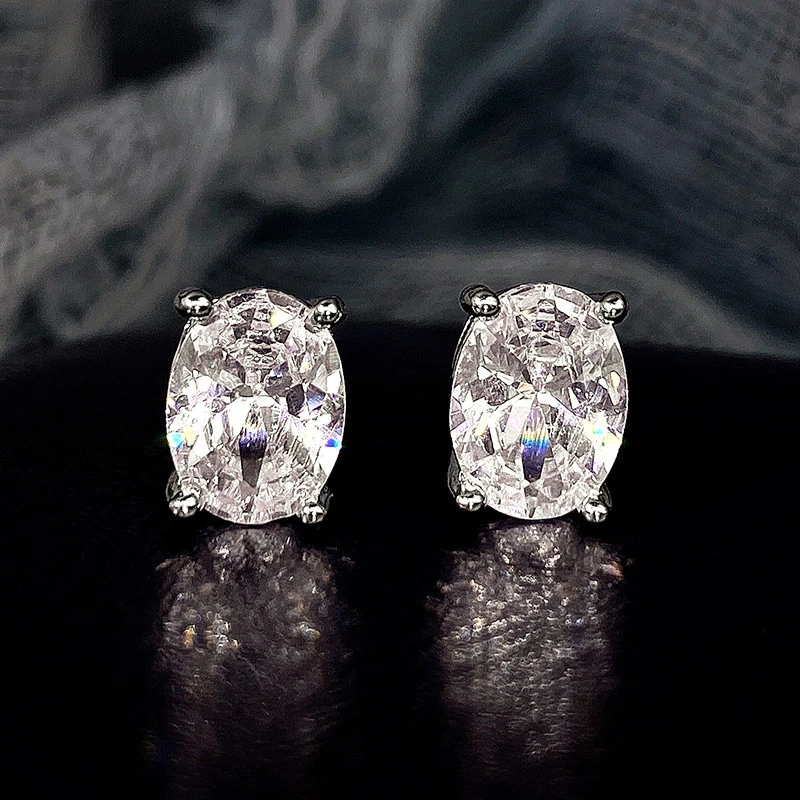Special earrings dazzling four-claw single diamond earrings for women fashionable and small oval zircon earrings