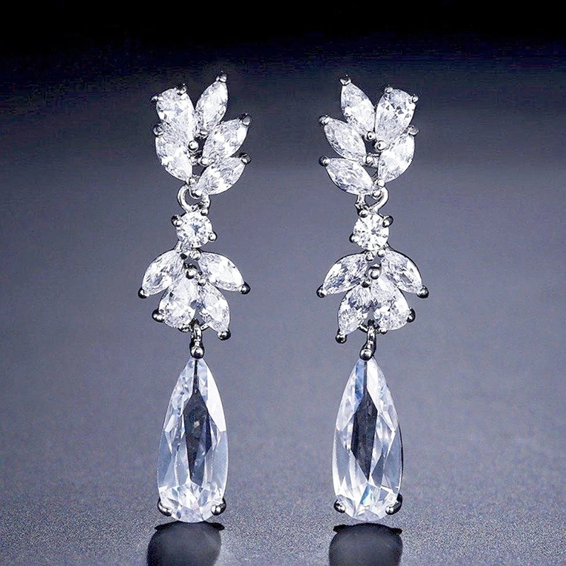  European and American style hot selling earrings for women, water drop flower pendant accessories, high-end light luxury fashion jewelry