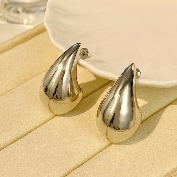 Hot-selling earring set for women, French retro style, personalized jewelry, new Middle Eastern teardrop shape, super hot style