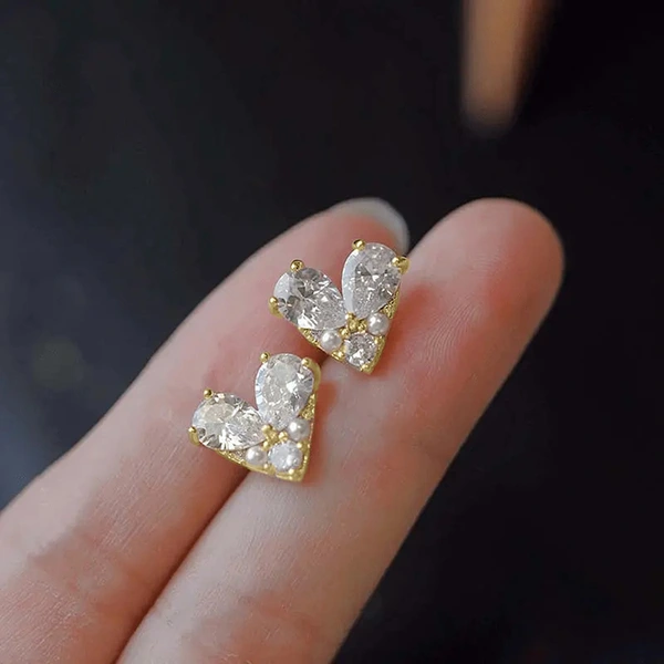  Love teardrop design earrings for women inlaid with zircon imitation pearls exquisite earrings light luxury elegant earrings