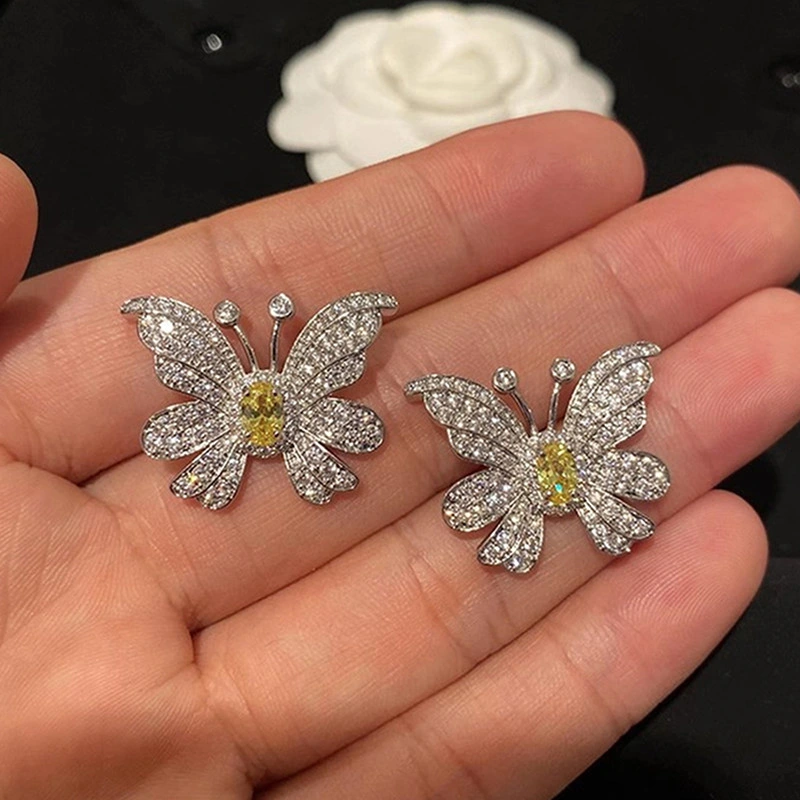  Live broadcast of creative and exquisite butterfly earrings for women, fashionable and light luxury design jewelry, fresh and sweet style