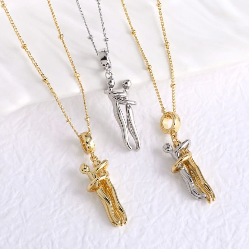 Jewelry European and American two-color couple dance pendant necklace glossy gold-plated clavicle chain nkz67 necklace