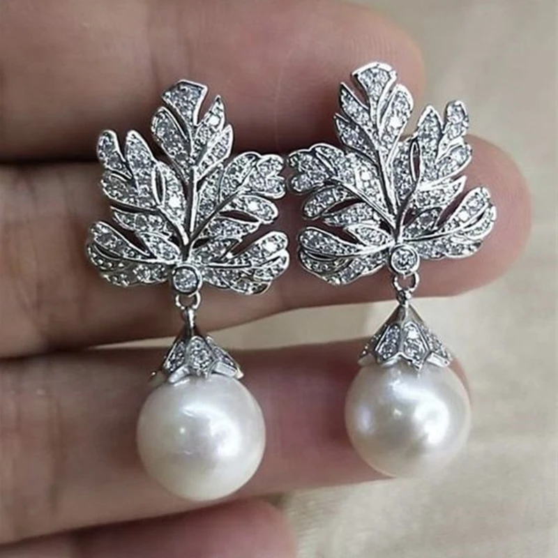 Micro-inlaid shiny high-end leaf earrings for women imitation pearl light luxury design jewelry hot selling