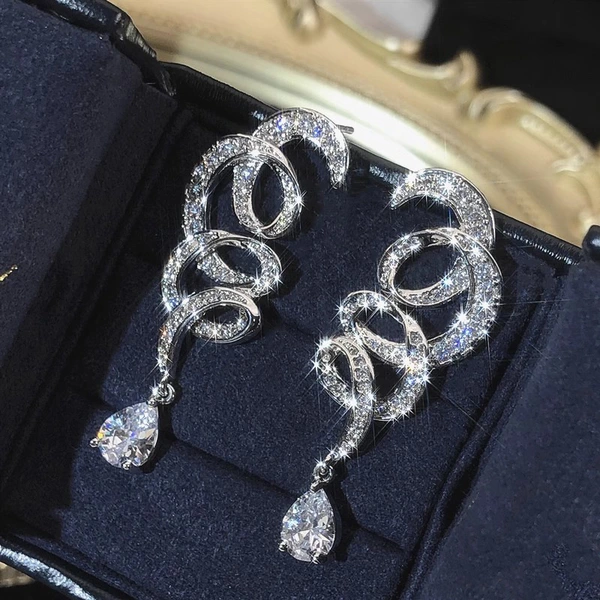  European and American cross-geometric line earrings for women inlaid with zircon, sparkling water drop design earrings for banquets, light luxury style