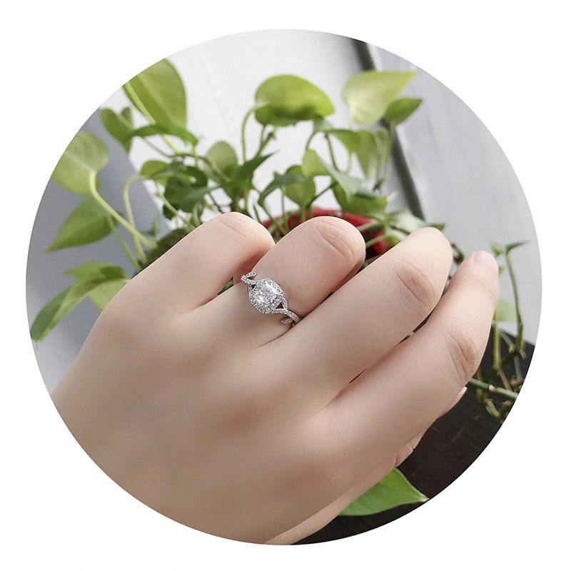  Hot selling new princess square ring European and American hot style inlaid zircon women's jewelry engagement proposal ring