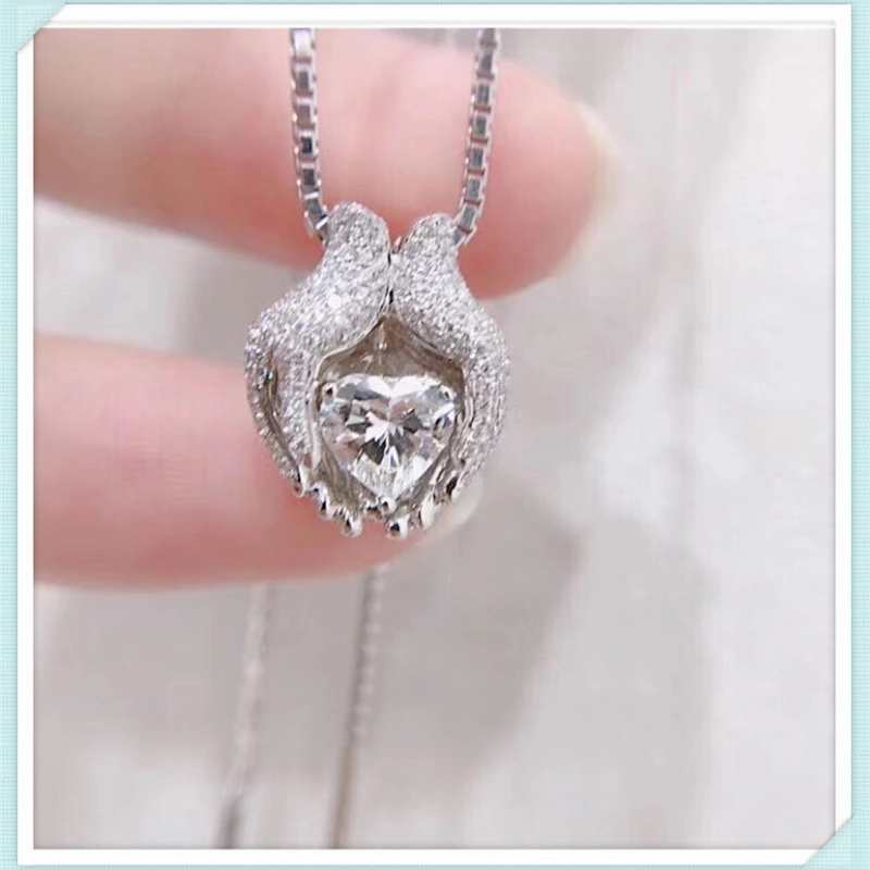 European and American new accessories inlaid with micro zircon heart-shaped necklace sweet women's jewelry wholesale