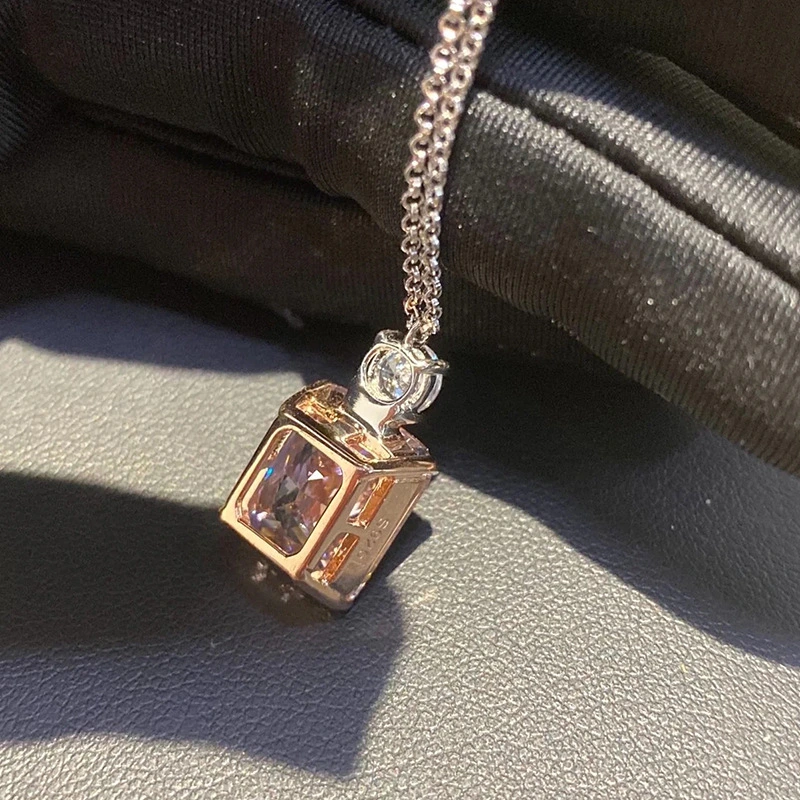 European and American sugar cube necklace peach blossom luck trend exquisite square pendant hot selling necklace