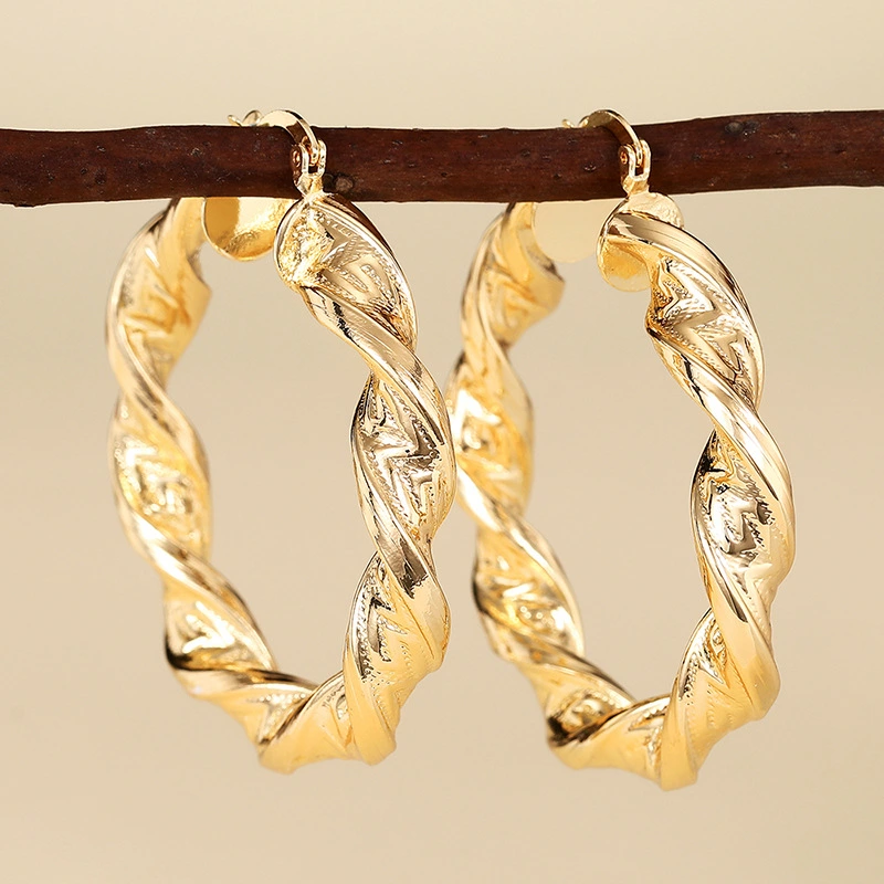 Wholesale new style earrings for women with water drop geometric ring design, atmospheric heavy industry Middle Eastern style