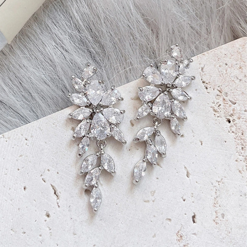 European and American luxury super flash earrings leaf temperament design earrings long wisteria flower exquisite earrings for women