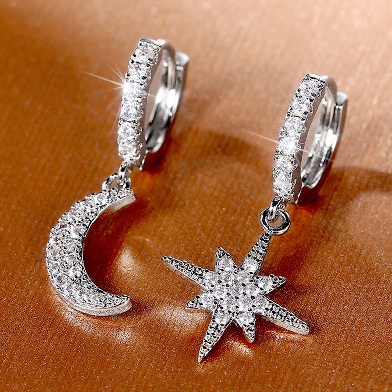 Hot selling earrings Korean version of eight-pointed star and moon earrings for women, zircon birthday gift accessories
