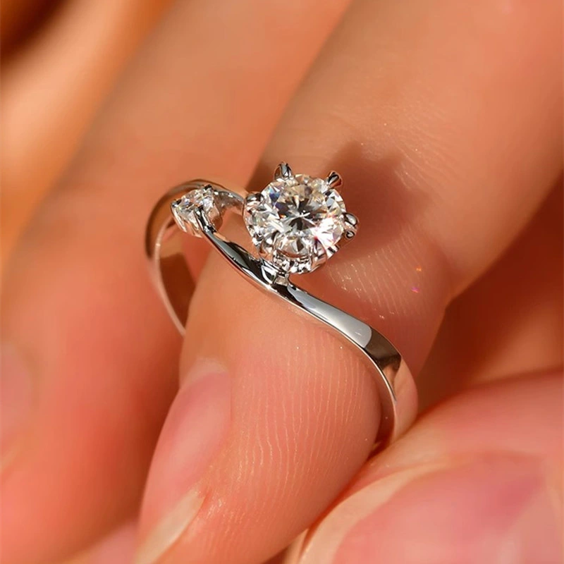  European and Korean inlaid zircon ring for women shiny fashionable engagement jewelry geometric design exquisite ring