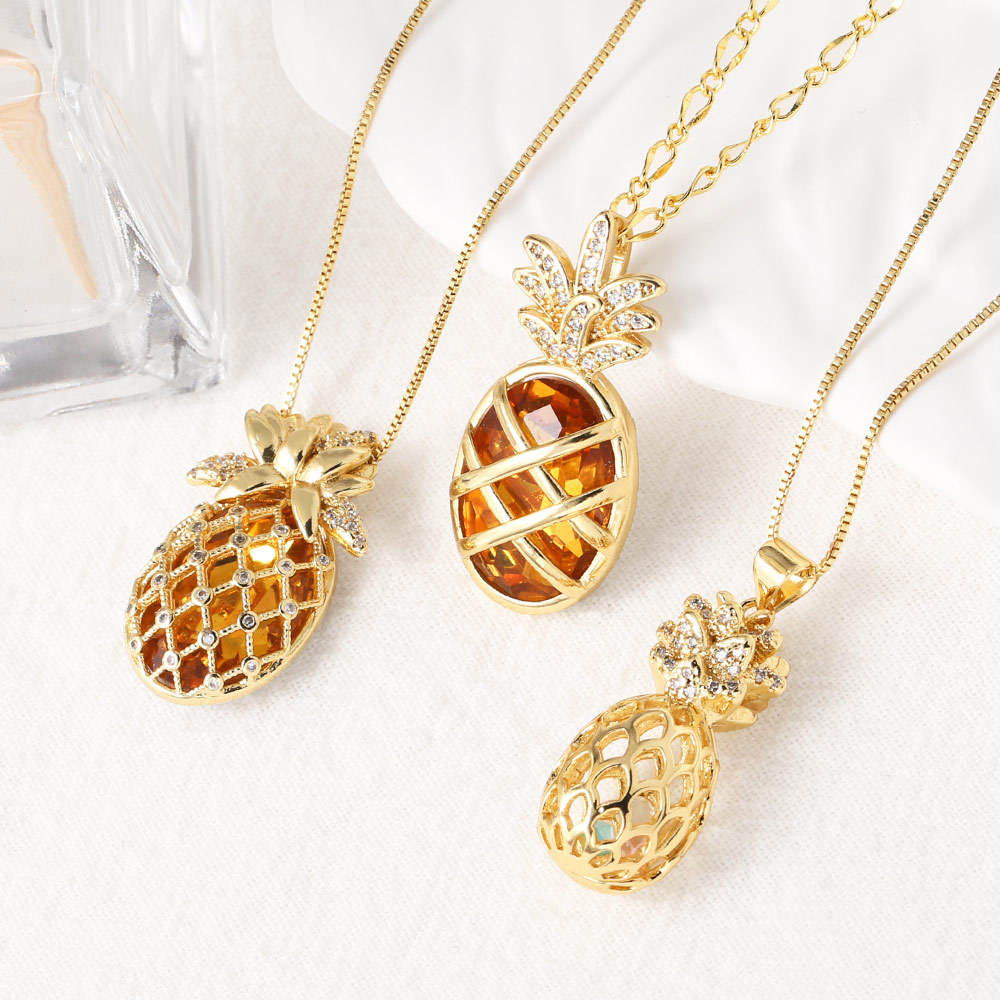 Jewelry Europe and the United States hot selling copper plated real gold fruit pineapple hollow pendant necklace clavicle chain nku37