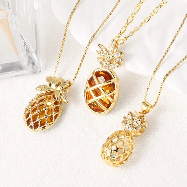 Jewelry Europe and the United States hot selling copper plated real gold fruit pineapple hollow pendant necklace clavicle chain nku37