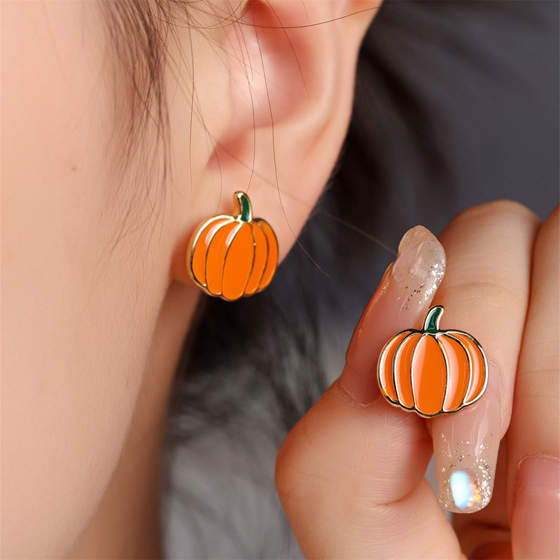 Christmas and Halloween realistic pumpkin earrings fashionable hot holiday gifts popular matching earrings
