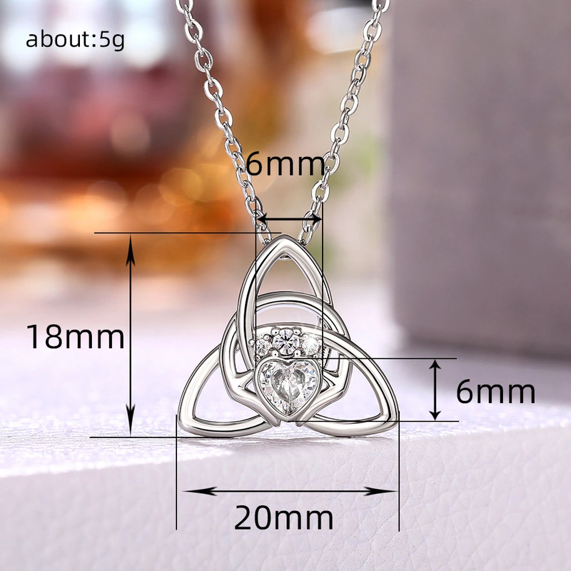 European and American fashion simple triangle one-piece necklace heart-shaped crown clavicle chain hand holding love necklace