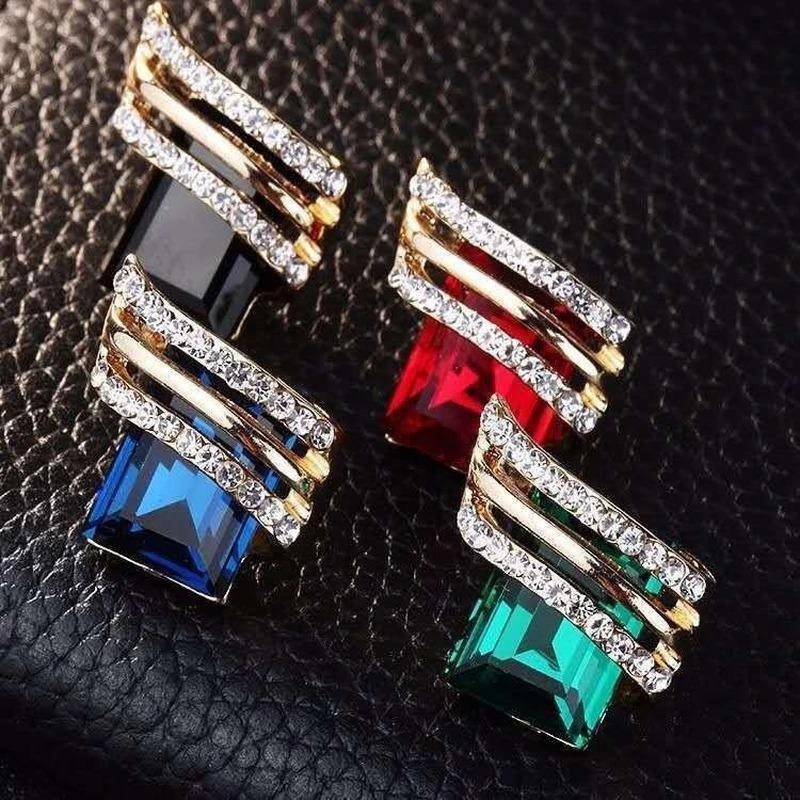 Temperament personality wing earrings new style trendy all-match round face earrings geometric quadrilateral elite female earrings