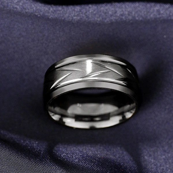  Cool and versatile simple ring with stylish texture and minimalist design, suitable for daily wear. Factory direct sales