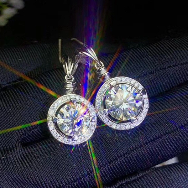 Hot selling imitation moissanite copper plated white gold clavicle chain eight hearts and eight arrows zircon pendant necklace for women