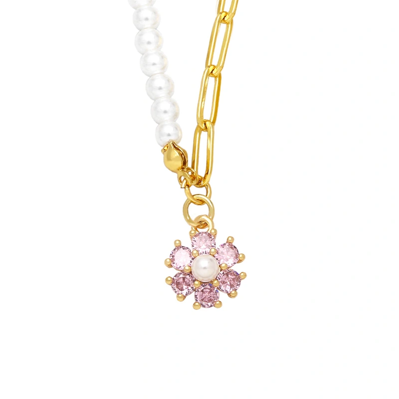 Clearance European and American street sweet cool style splicing pearl flower necklace female temperament necklace clavicle chain nkb619