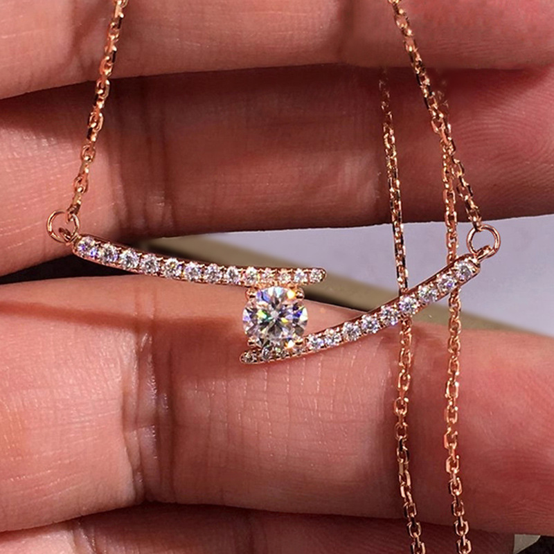  Japanese and Korean commuter rose gold pendant necklace for women simple round geometric zircon jewelry daily wear