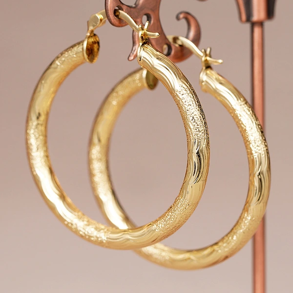 Hot selling ring jewelry wave pattern French temperament earrings Middle Eastern earrings