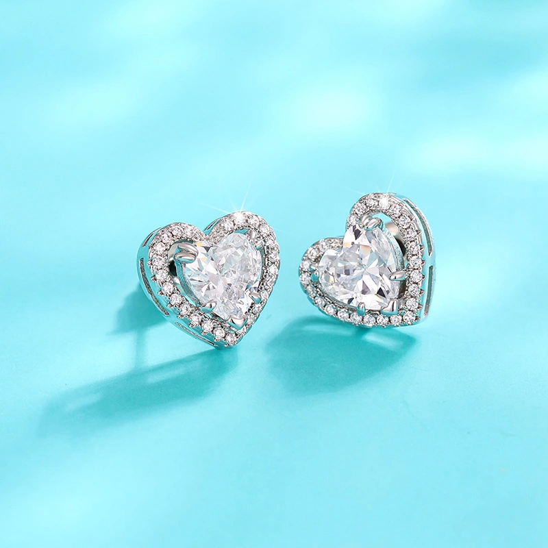  High-quality metal heart-shaped earrings, double-layer hollow exquisite earrings, small heart-to-heart earrings