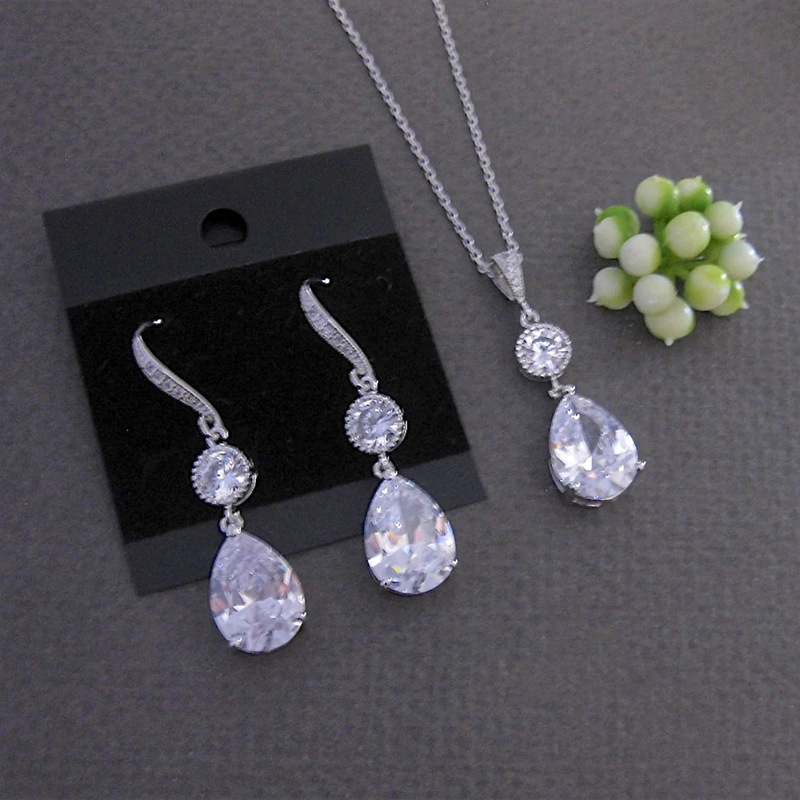 Temperament luxury bridal set teardrop-shaped high-end earrings and necklace fashionable wedding banquet earrings