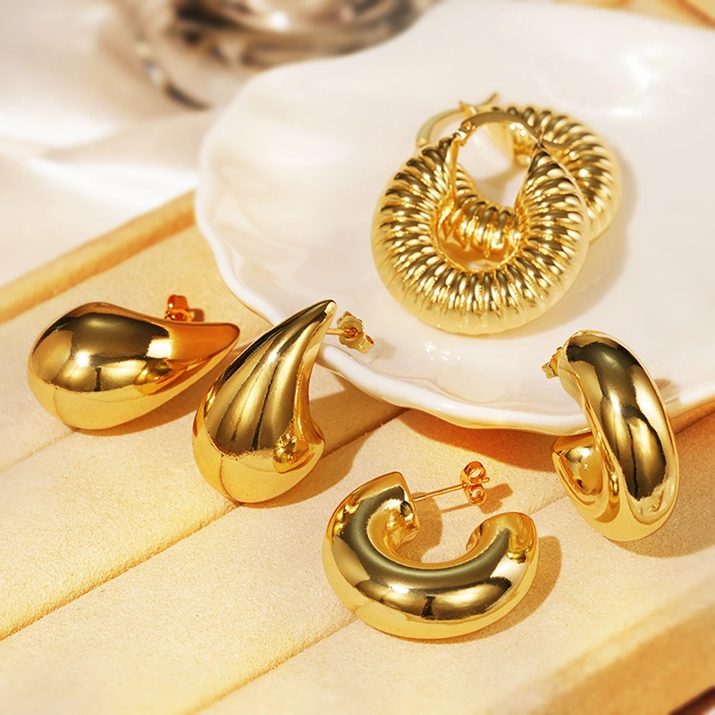 Hot-selling earring set for women, French retro style, personalized jewelry, new Middle Eastern teardrop shape, super hot style