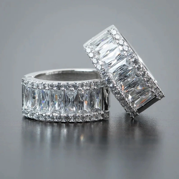 New trendy design Japanese and Korean ear clips, elegant zircon exquisite high-end earrings, cool style, simple and versatile