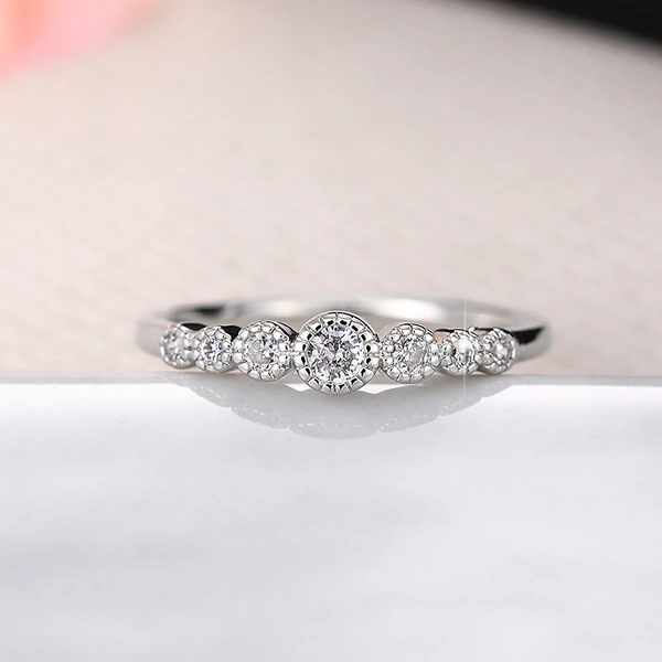   Cool style zircon women's ring light luxury niche design simple ring Korean thin ring