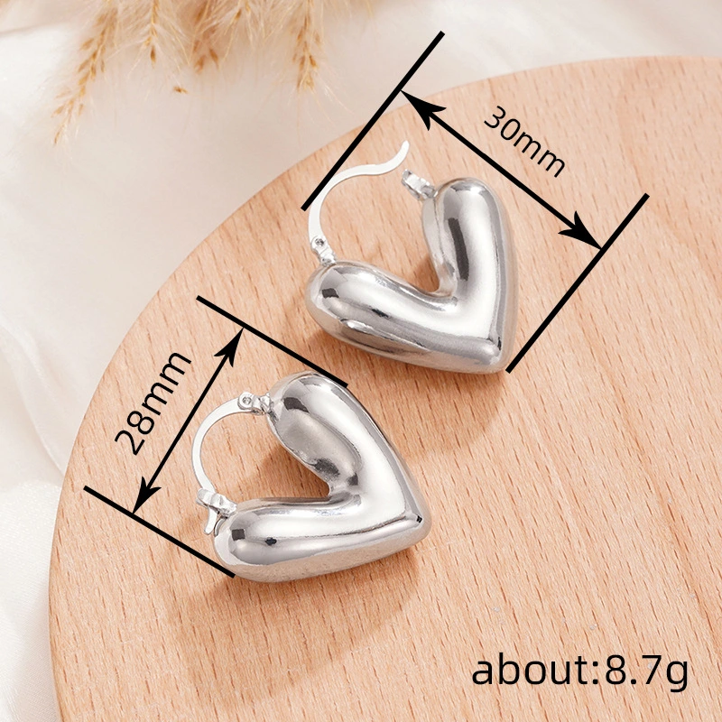 Manufacturers wholesale heart earrings heavy fashion exaggerated jewelry temperament network celebrity style popular style