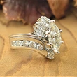 Specially supply European and American jewelry creative marquise-shaped zircon ring female niche design luxury ring