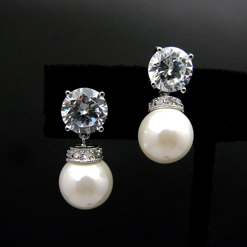  French retro imitation pearl earrings fashionable and simple earrings with high-end exquisite small earrings