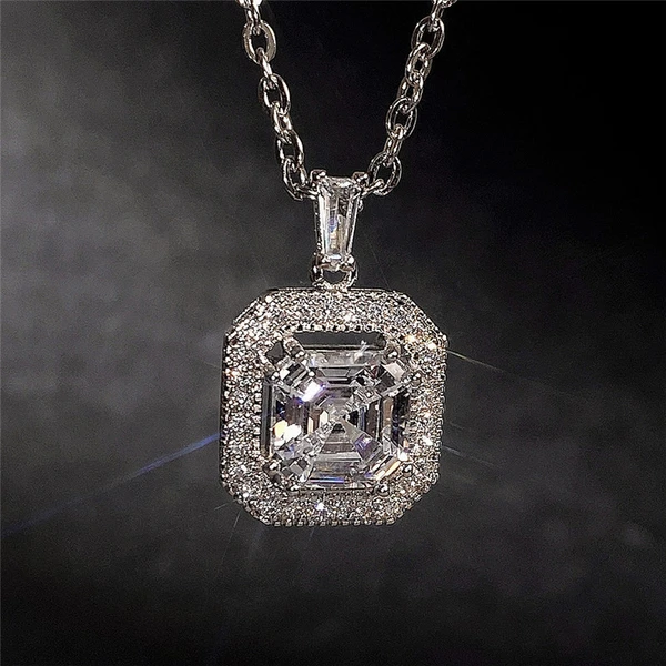 Square zircon pendant European and American classic high-quality necklace accessories birthday gift jewelry manufacturers wholesale